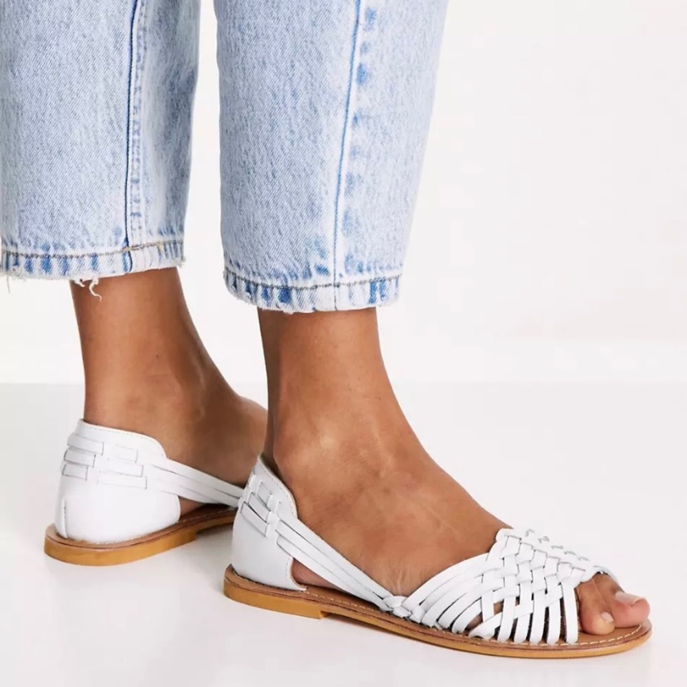 ASOS Woven Flat Sandal 9m New in Box